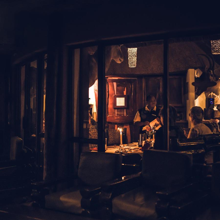 Omaruru Game Lodge エクステリア 写真