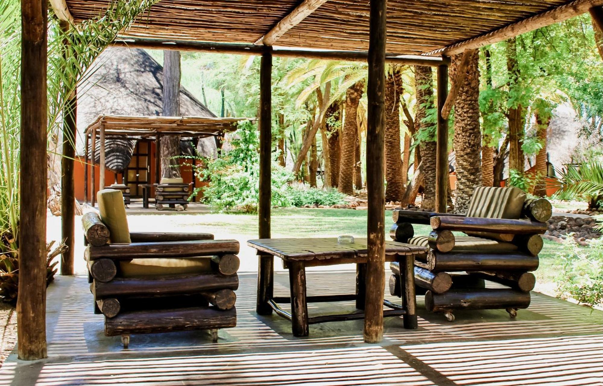 Omaruru Game Lodge エクステリア 写真