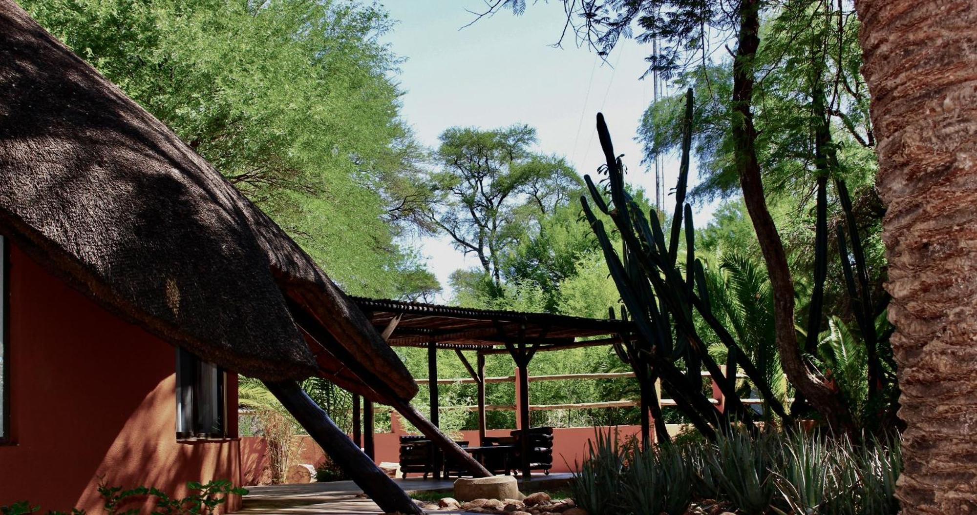 Omaruru Game Lodge エクステリア 写真